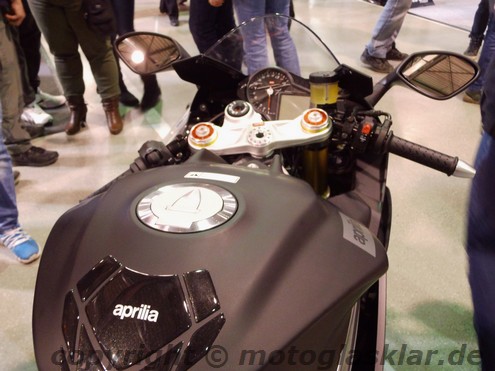 2013er Aprilia RSV4 R Cockpit