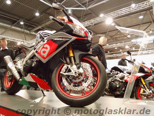 2015er Aprilia RSV4 Frontansicht