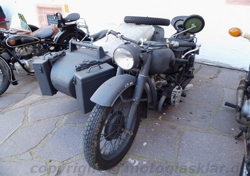 BMW Schweres Wehrmachtsgespann R75