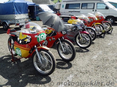 Maico Rennmotorräder vor dem Start