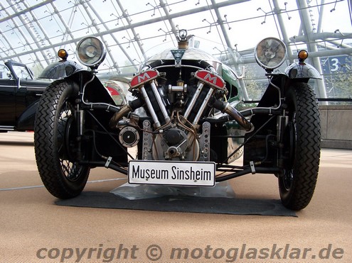 Matchless V2 im Morgan Super Sport