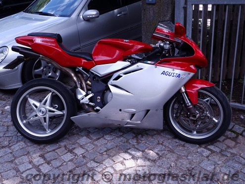 MV Agusta F4 1000 Baujahr 2007 in der Seitenansicht