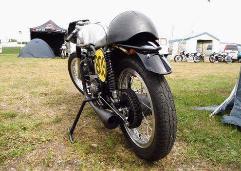 Triumph Norton, die Triton