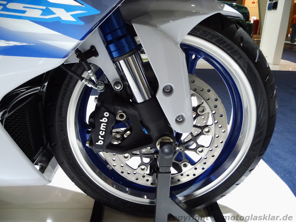 Suzuki GSXR 1000 K6  Bremse zu schwach? 