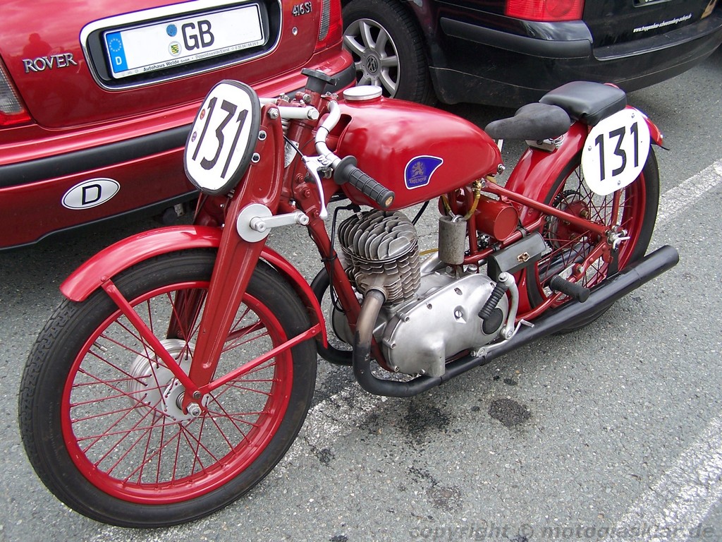 triumph motorcycles england